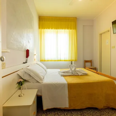 Giumer Hotel 3*