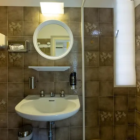 Hotel Giumer 3*