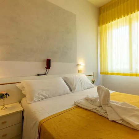 Giumer 3* Rimini